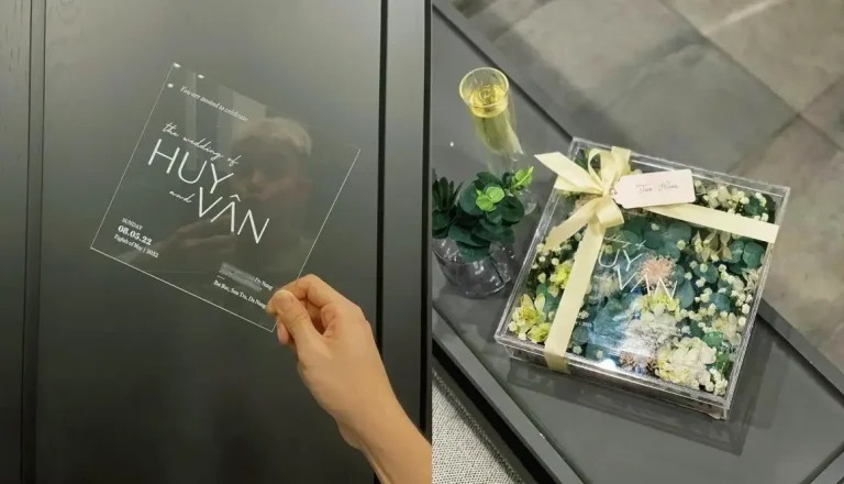 Thiệp cưới Acrylic độc đáo của Ngô Thanh Vân